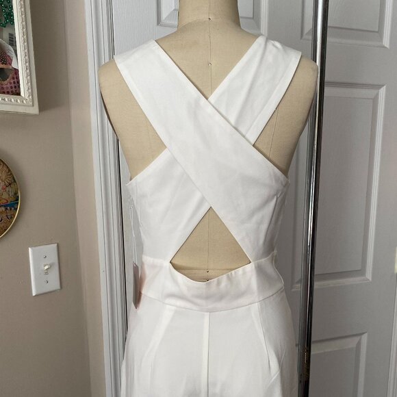 FOREVER 21 White Cross Back Cocktail Evening Romper Jumpsuit *SMALL* - Picture 5 of 6